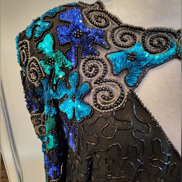 COPY - Vintage Rare Find Sequins and Beaded Black Dress with Beautiful Blue Seq… - Picture 5 of 11